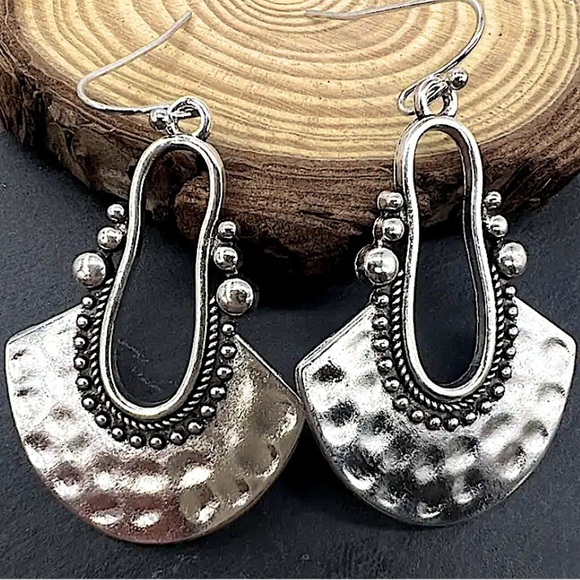 Silver Boho Geometric Irregular Dangle Earrings - Picture 1 of 6